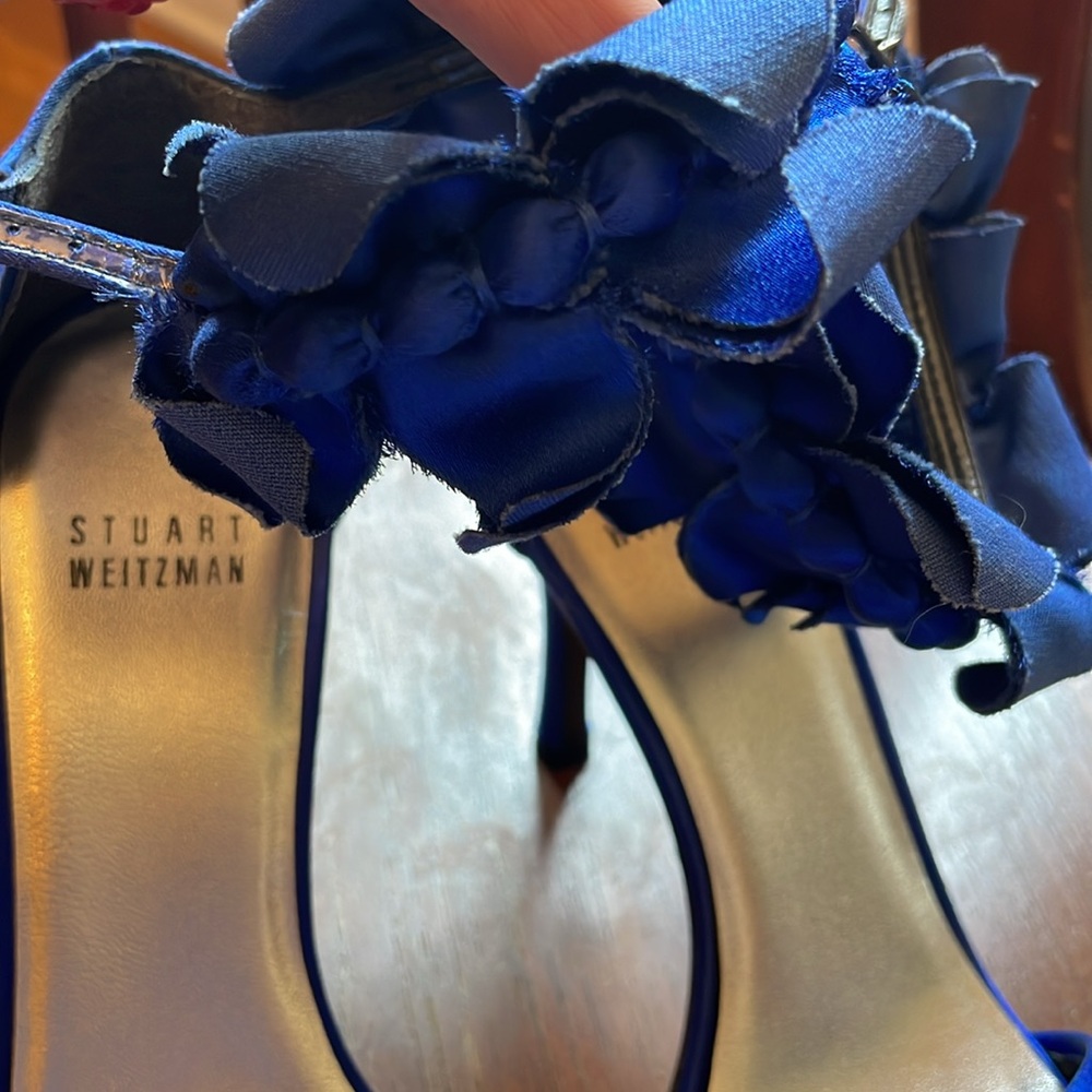 Stuart Weitzman Giggle Royal Blue Satin Women's Heels size 7 💙🦋 - Picture 4 of 11
